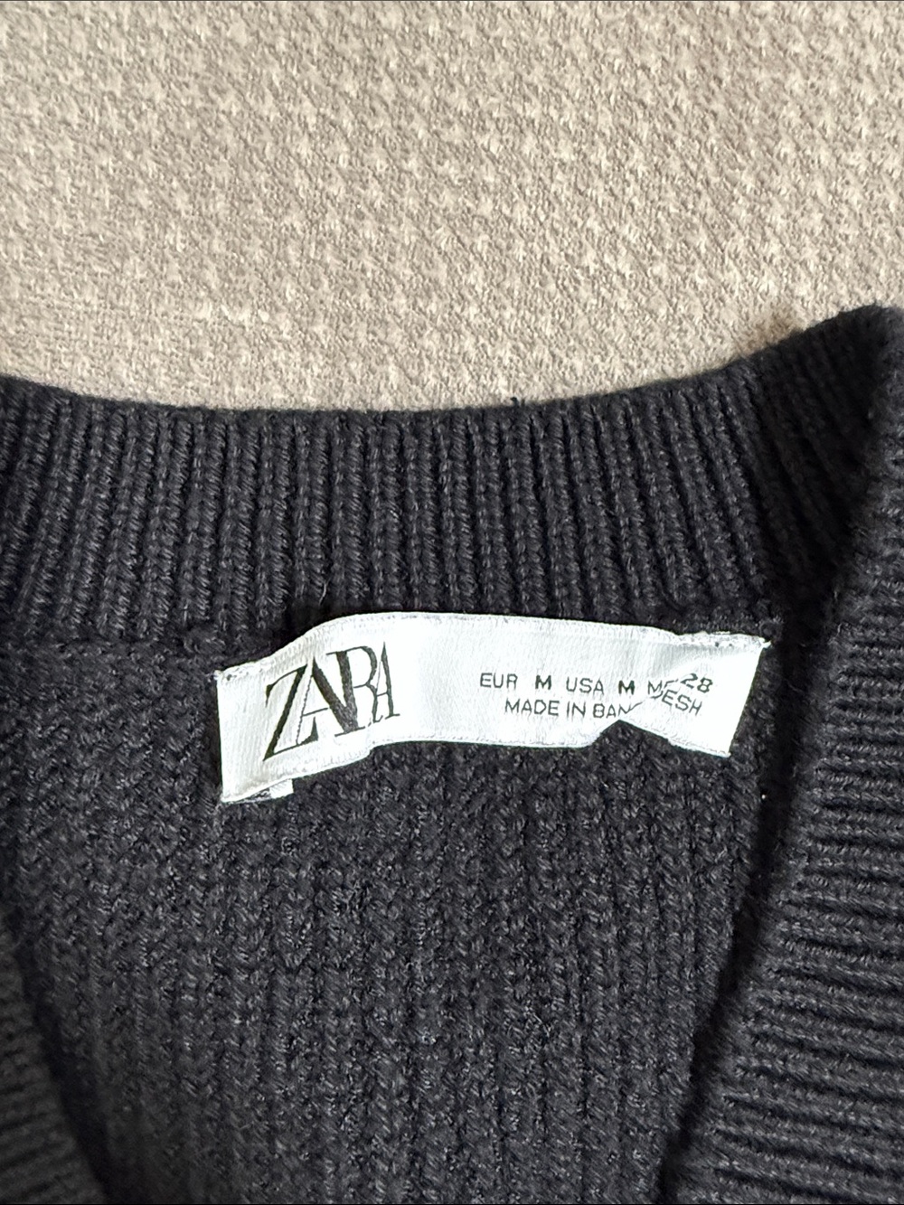 Zara Knit Sweater Vest Black V Neck Ribbed Size Medium - Picture 3 of 6